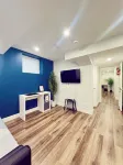 Comfort Quarters In Guelph! Your Cozy Home Away From Home.