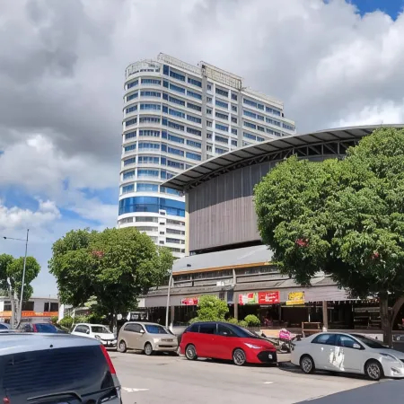 Super 8 Hotel @ Bayan Baru