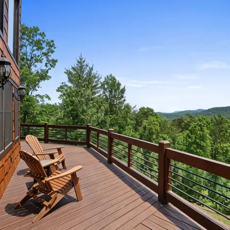 Spacious cabin with breathtaking mountain view! Pet Friendly!