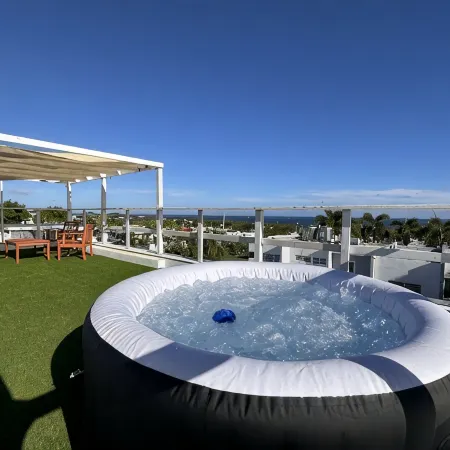 Parguera Paradise, Luxury Modern Beach House!