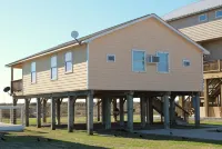 Unwind by the Gulf at This Cozy Dune‑Front Cottage...Book Now! - 2-Star