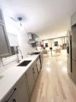 Luxury New-built - Beautiful 3 bedrooms+2 bathrooms Montclair Home - 3성급