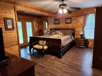 Smoky Mountain Area Relaxation, Recreation, Family and Pet Friendly - Hot Tub