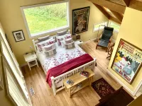 Captivating Muir Beach Home With Sweeping Views and Fast/Stable Wireless Wifi - 4-Star