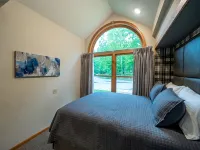 Fully Renovated Condo - Sleeps 9! Ξενοδοχεία στην πόλη Mecosta County