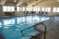 Greenlight Inn & Suites St James - Pools
