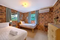 Swan Cove - 2-Star