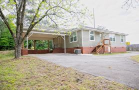 Nice peaceful and spacious home.
