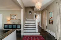 Only Urban Beach House in Chicago - Bungalows