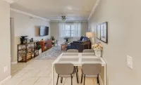 Charming condo close distance to Honeymoon Island! - 3-stjärniga
