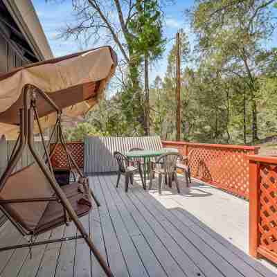 Bass Lake Cabin—Game Room—BBQ—:4— Slip Hotel Exterior