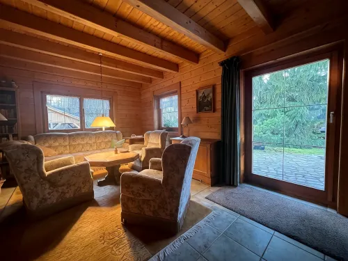 Ferienwohnung im Holzhaus, 5-10 Min. vom Schönen Wandlitzsee Entfernt - Homestays
