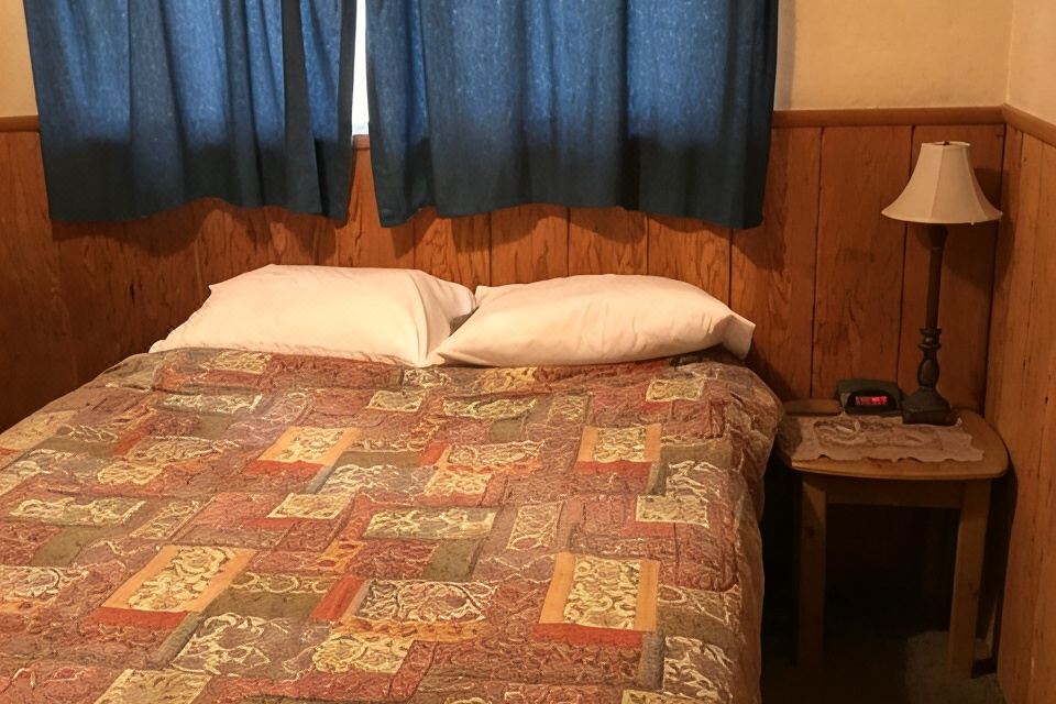 Photo 2 of 6