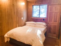 Forest Hideaway, 1 Min from Woodward, Sleeps 10 - balcony