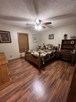 Spillway Road Retreat (2.5 miles from Lake D’Arbonne) - Wi-Fi