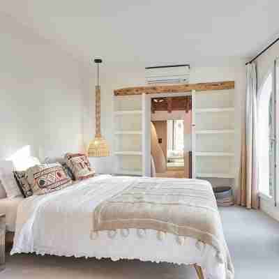 LOOK NO FURTHER! Gorgeous old finca with sea view! Rooms