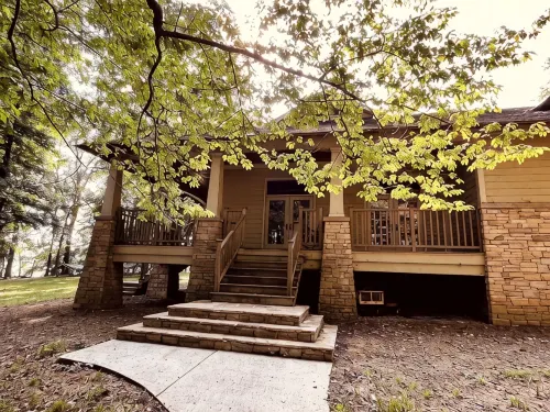 Wheeler Lake Retreat with private dock -  Privatzimmer