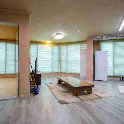 Geojedo Dodari Pension Rooms