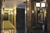 Yingkou International Hotel - parcheggio