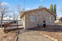 Serpent Lake Cabin • Sleeps 13 • Cuyuna Trail - Chalets