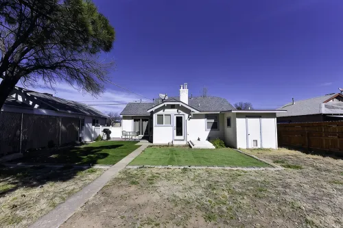 Newly Remodeled Home on Main St in Charming Old Town Cottonwood! - 民泊