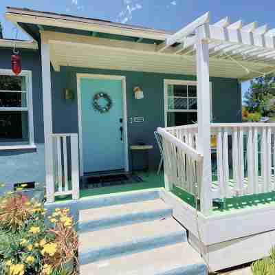 Charming 2-bedroom historic bungalow - Downtown SLO Hotel Exterior