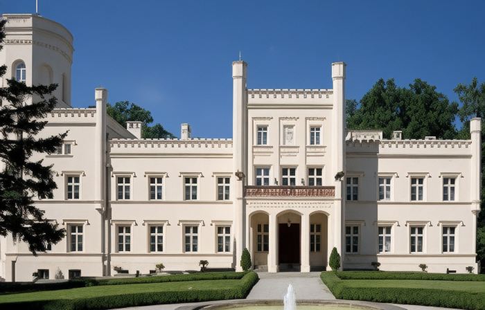 Palac Mierzęcin