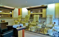 Cresta Mowana Safari Resort & Spa - spa