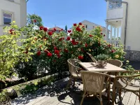 Villa Rosengarten - Holiday apartment with sea view in the old town of Sassnitz - Meerblick