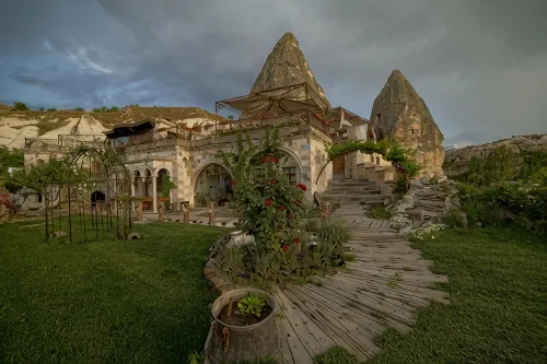 Panoramic Cave Hotel & Spa - Mountain View