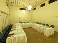 Sirehan Hotel Hotels near Kusket Train Station