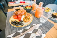 Roxon Sea Sand Bat Yam - breakfast