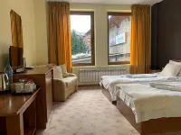 Room-Granat Double Room 1- Next to Gondo - 3-Star