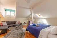 S.K.Y. Accommodations Family studios - 2-Star