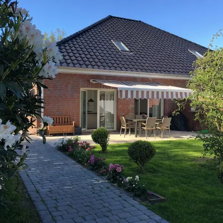 Modern 160 square meter vacation home "Nara" Esens/ Bensersiel North Sea /6P