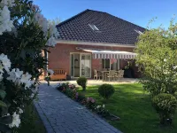 Modern 160 square meter vacation home "Nara" Esens/ Bensersiel North Sea /6P - Wifi