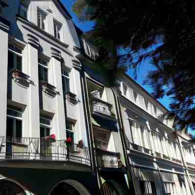Barclay Hotel Hotel Exterior