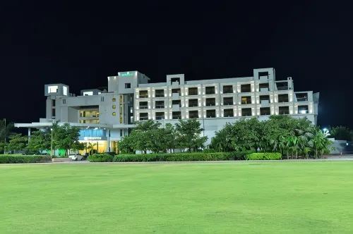 Seasons Rajkot - 3 stelle