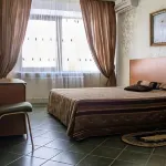 Chetyire Sezona Hotel - 2성급