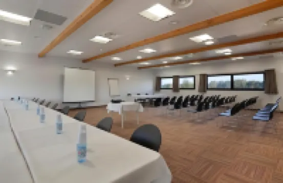 瓦坎斯奧勒 - 蓋普卡馬格酒店