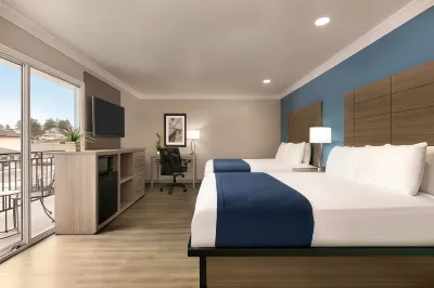 Torch Lite Inn at the Beach Boardwalk Hotels near Fireball