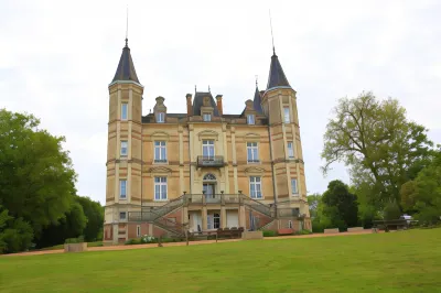 Chateau de La Moriniere Hotels in Sevremoine