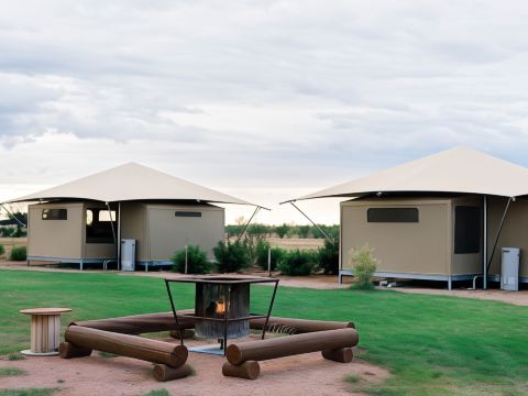 Mitchell Grass Retreat