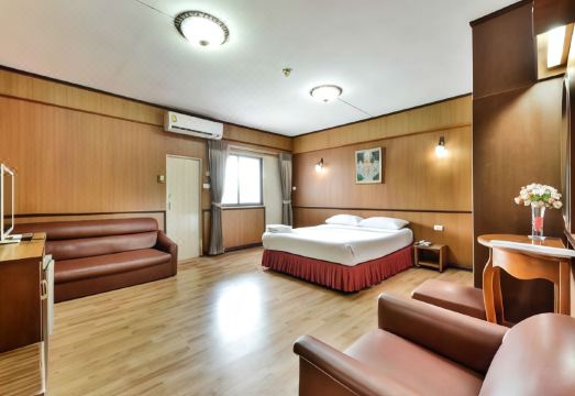 나이스 팰리스 호텔 객실 내부