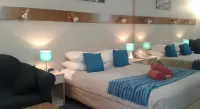 Elsinor Motor Lodge Hotels in Oak Flats
