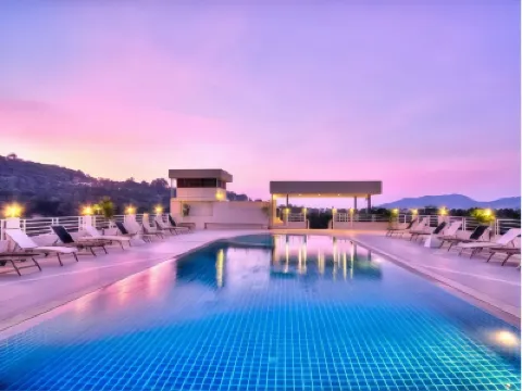 芭東阿什利廣場水療酒店 鄰近布吉西蒙人妖秀的酒店