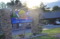 Bakers Sunset Bay Resort Hotel di Lake Delton