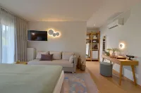 Mirivili Rooms & Suites Hotels in Chalandri