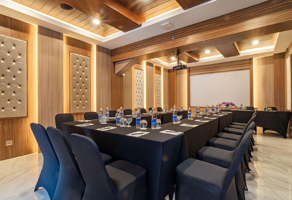 3. 아벤투스 호텔 ..