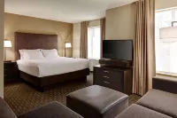 Hyatt House Bellevue فنادق في اساكوه